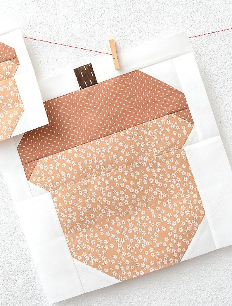 Pattern, Acorn Quilt Block by Ellis & Higgs (digital download)