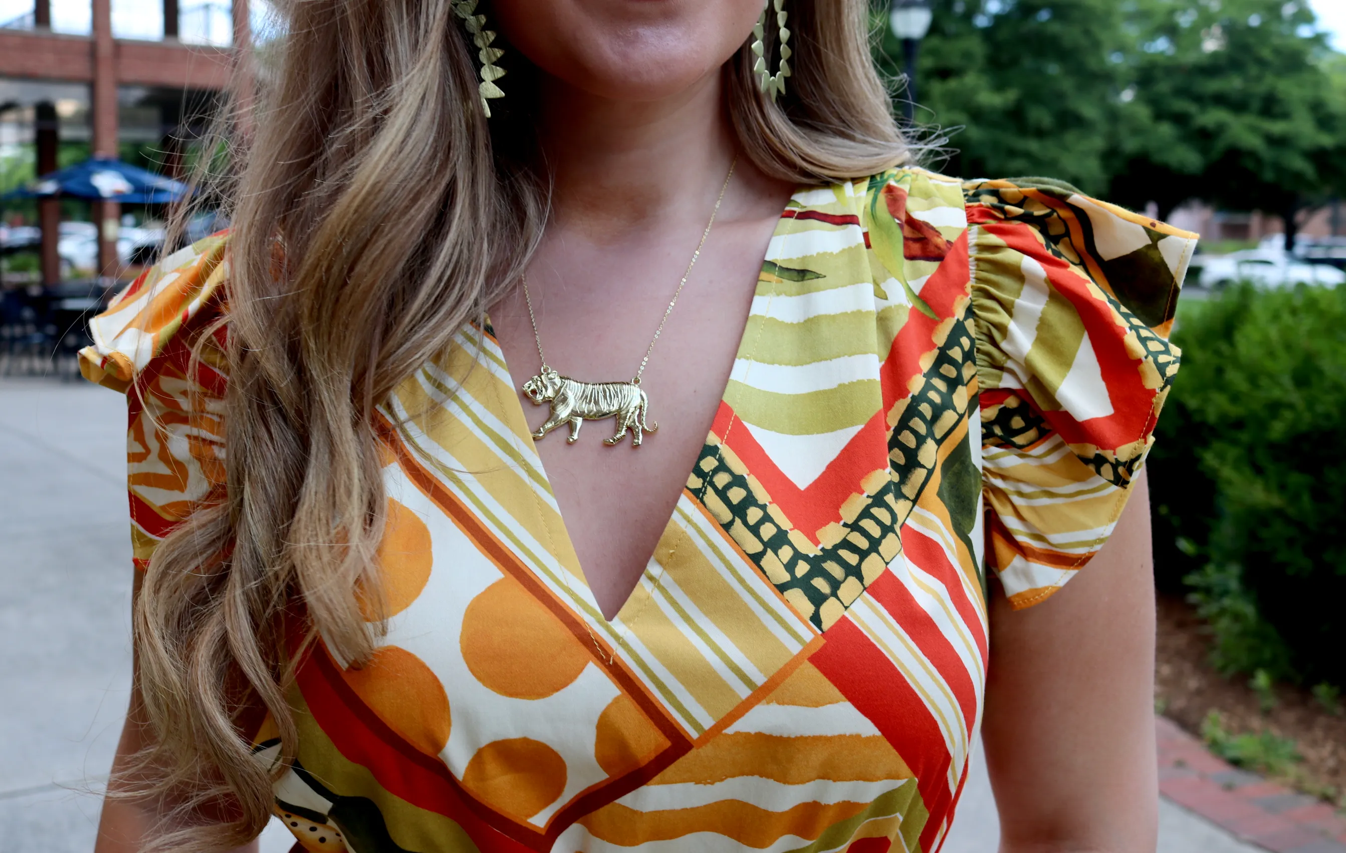 Roaring Necklace