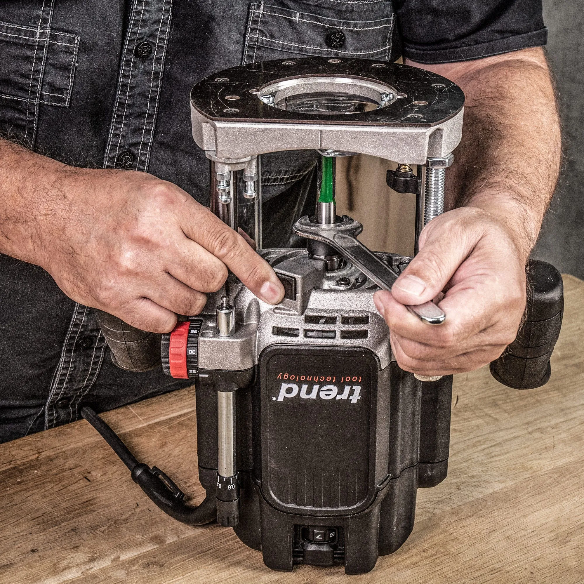 Trend T12EK 1/2" Variable Speed Plunge Router 2300W 240V