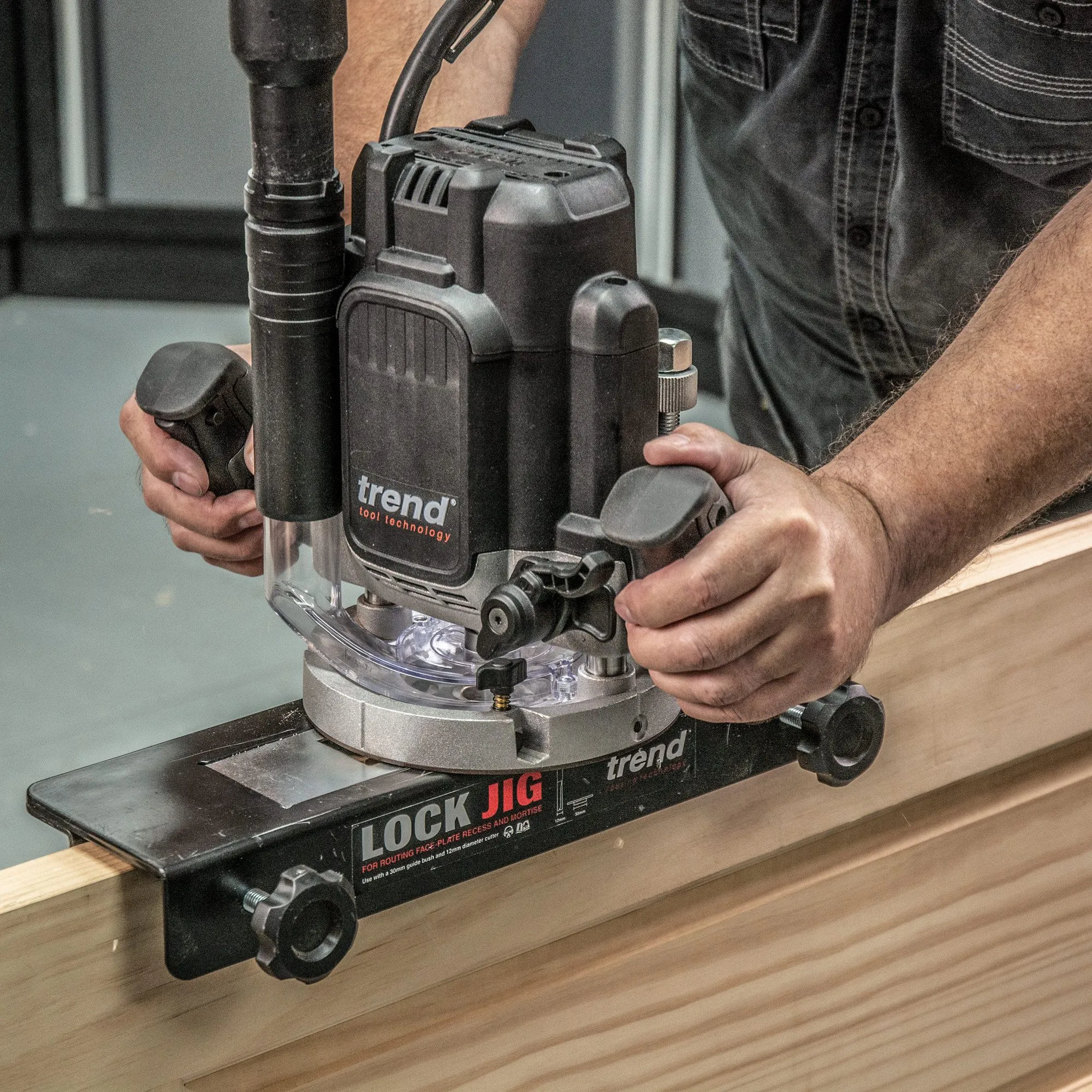 Trend T12EK 1/2" Variable Speed Plunge Router 2300W 240V