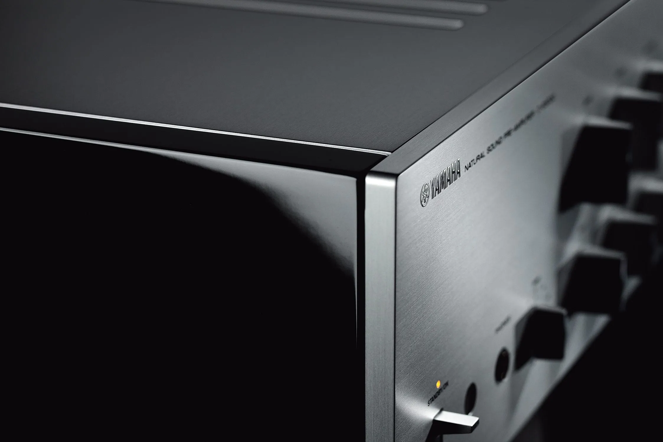 Yamaha C-5000 2-Ch Premium HiFi Pre-Amplifier